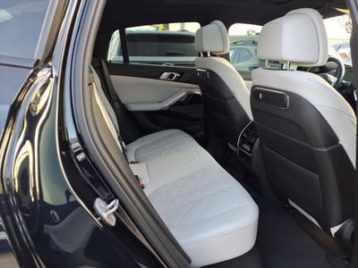 2024 BMW X6 xDrive40i