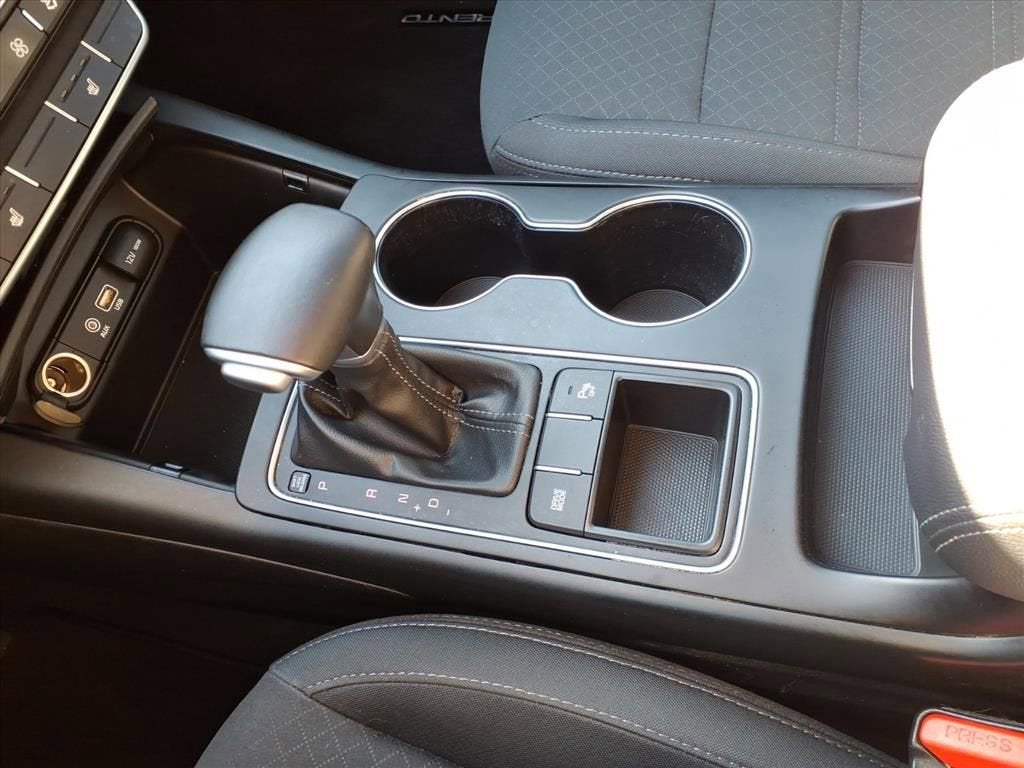 2020 Kia Sorento S V6