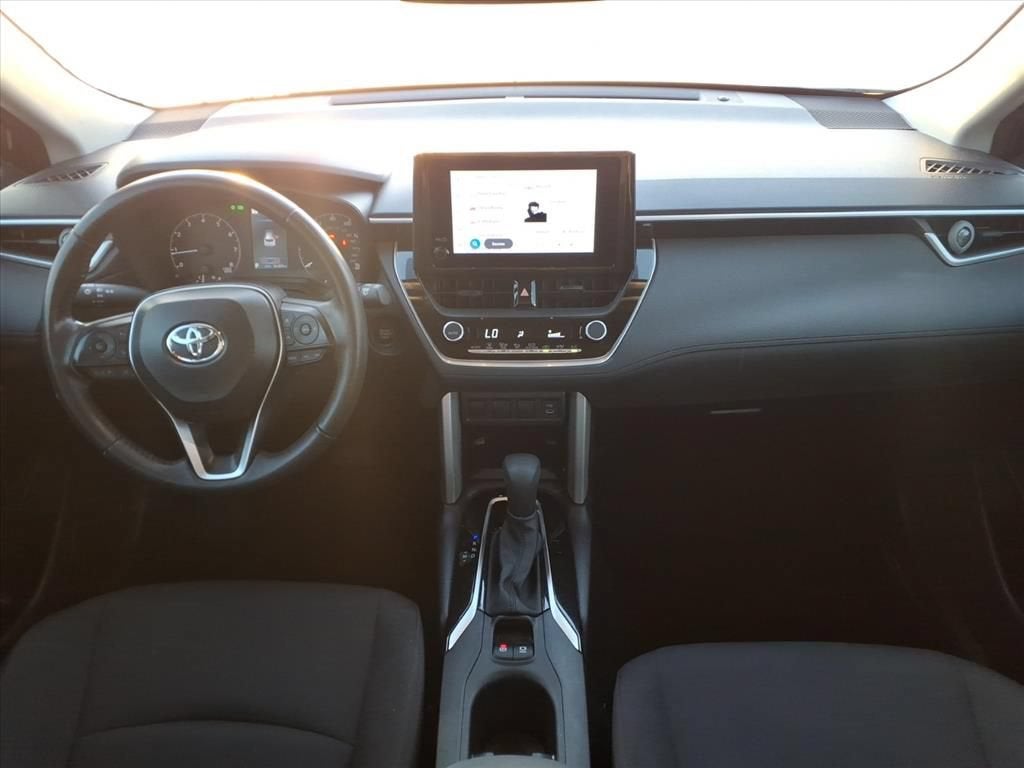 2025 Toyota Corolla Cross LE