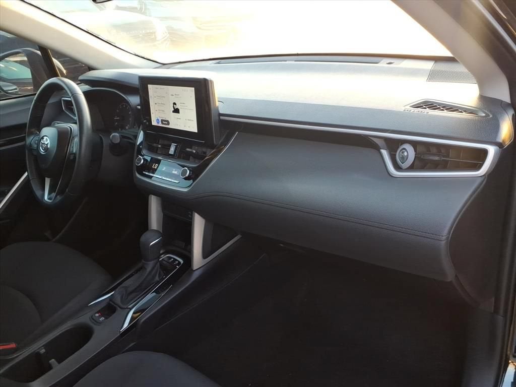 2025 Toyota Corolla Cross LE