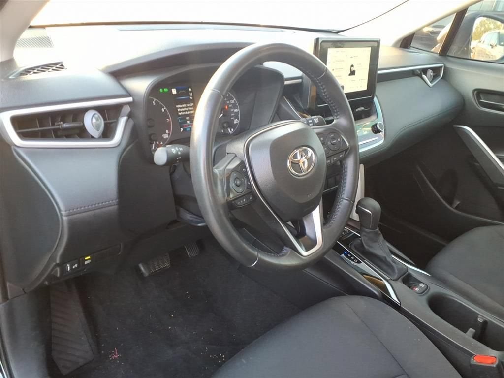 2025 Toyota Corolla Cross LE