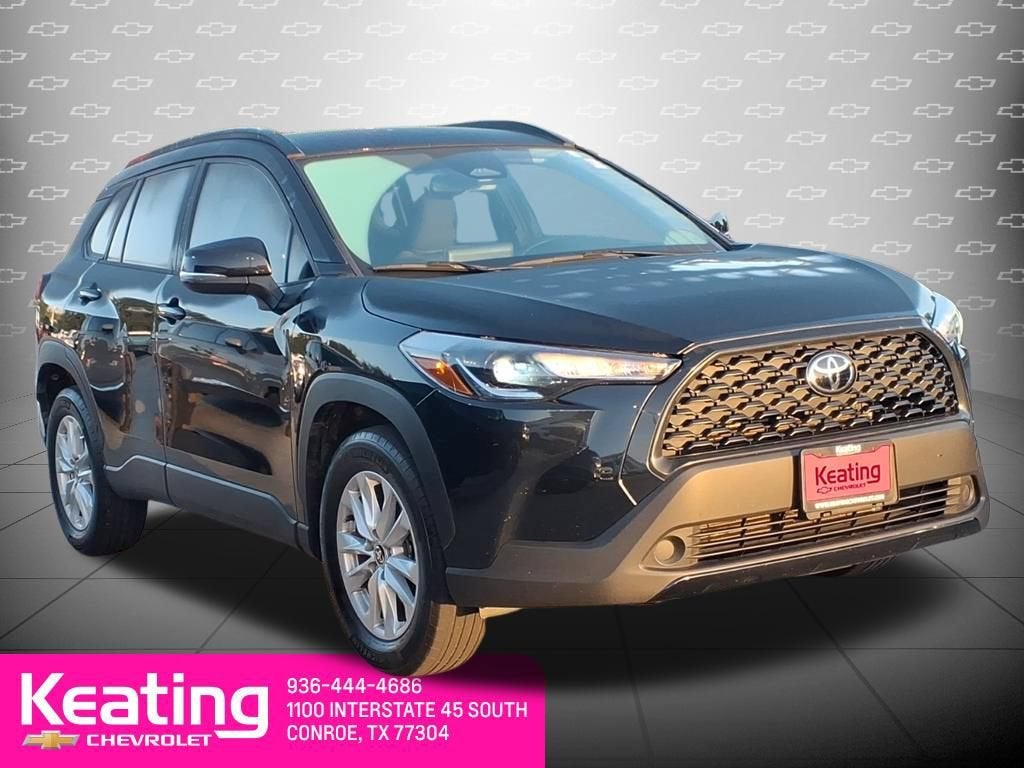 2025 Toyota Corolla Cross LE