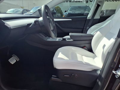 2025 Tesla Model Y Performance Dual Motor All-Wheel Drive