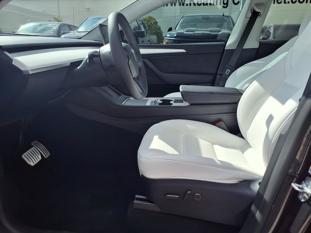 2025 Tesla Model Y Performance Dual Motor All-Wheel Drive