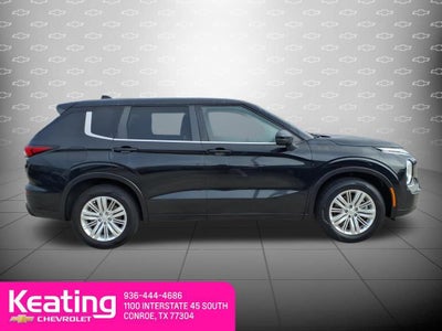 2023 Mitsubishi Outlander ES