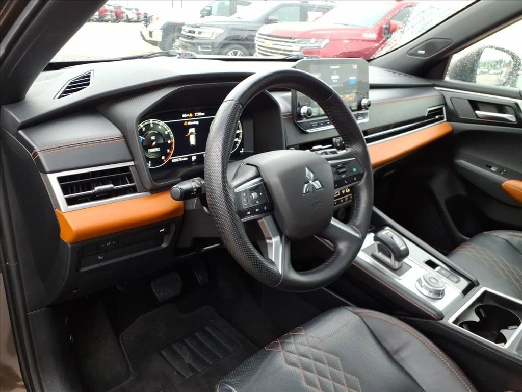 2022 Mitsubishi Outlander SEL