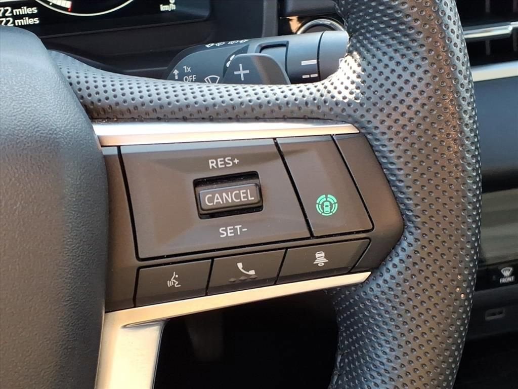 2023 Mitsubishi Outlander PHEV SE