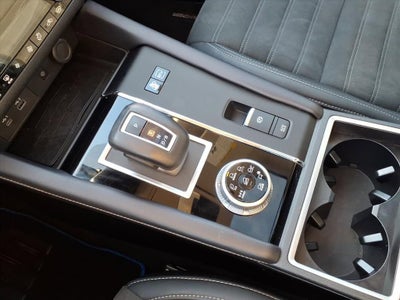 2023 Mitsubishi Outlander PHEV SE