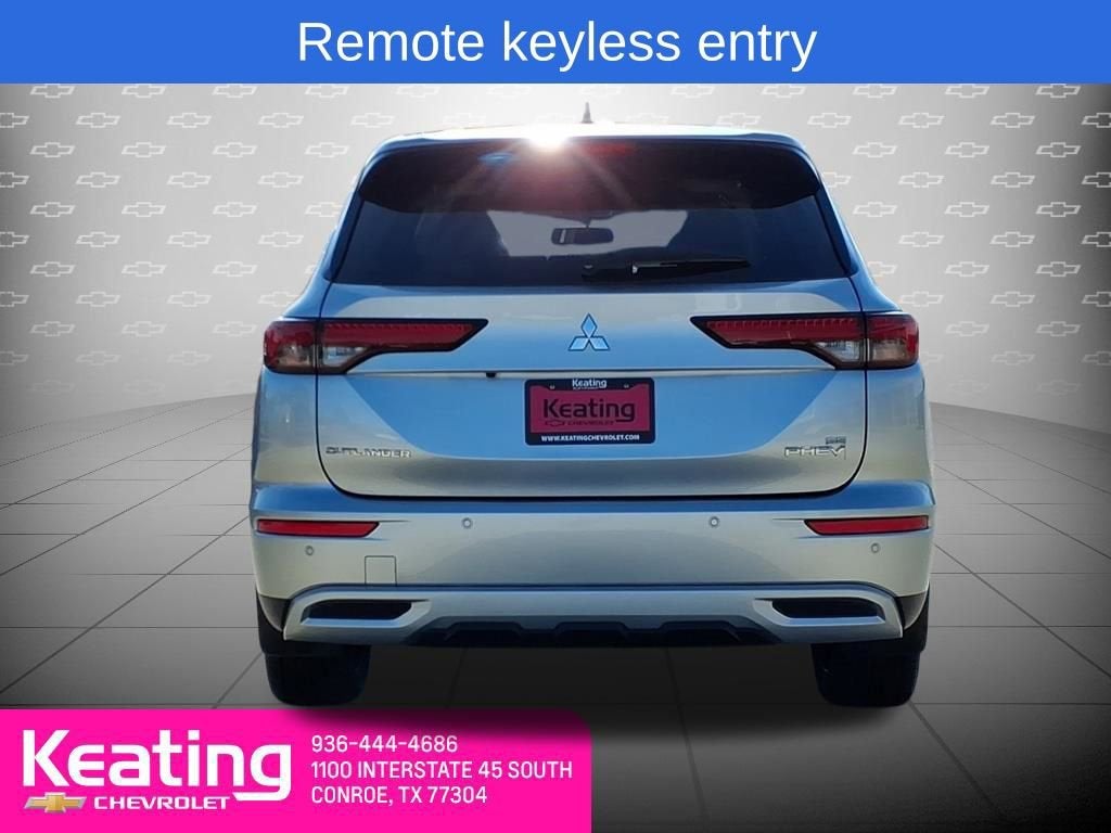 2023 Mitsubishi Outlander PHEV SE