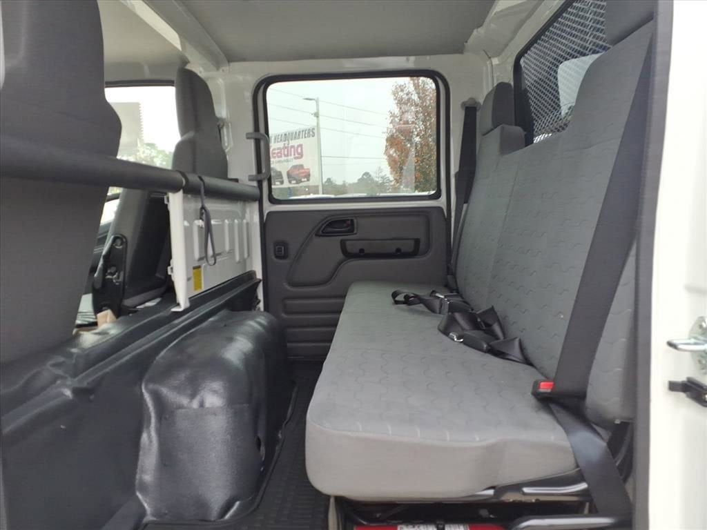 2025 Chevrolet Low Cab Forward 4500 HD 2WD Crew Cab 176