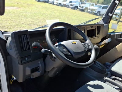 2025 Chevrolet Low Cab Forward 4500 HD 2WD Crew Cab 176