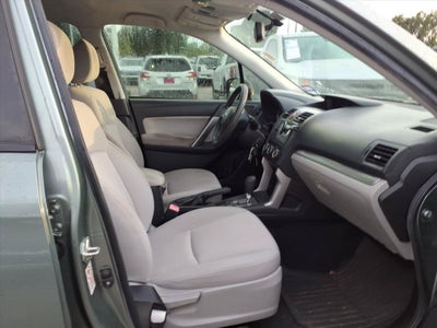 2014 Subaru Forester 2.5i