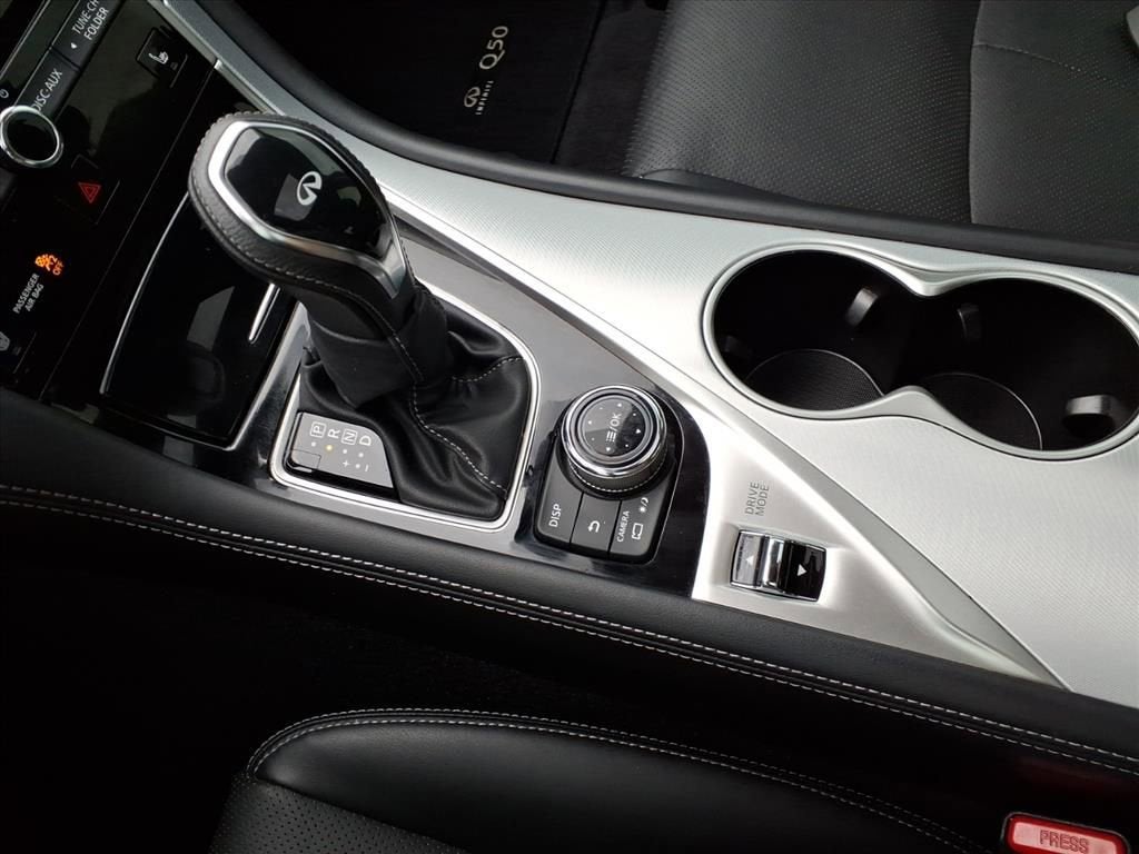 2023 INFINITI Q50 LUXE