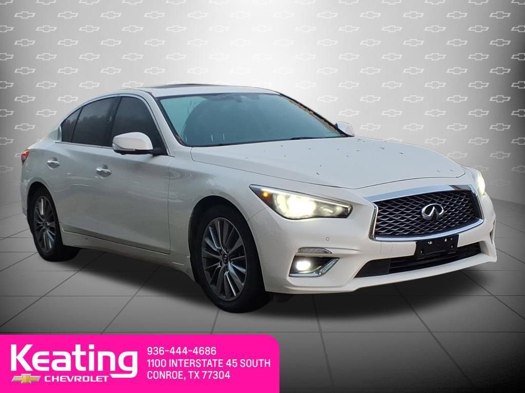 2023 INFINITI Q50 LUXE