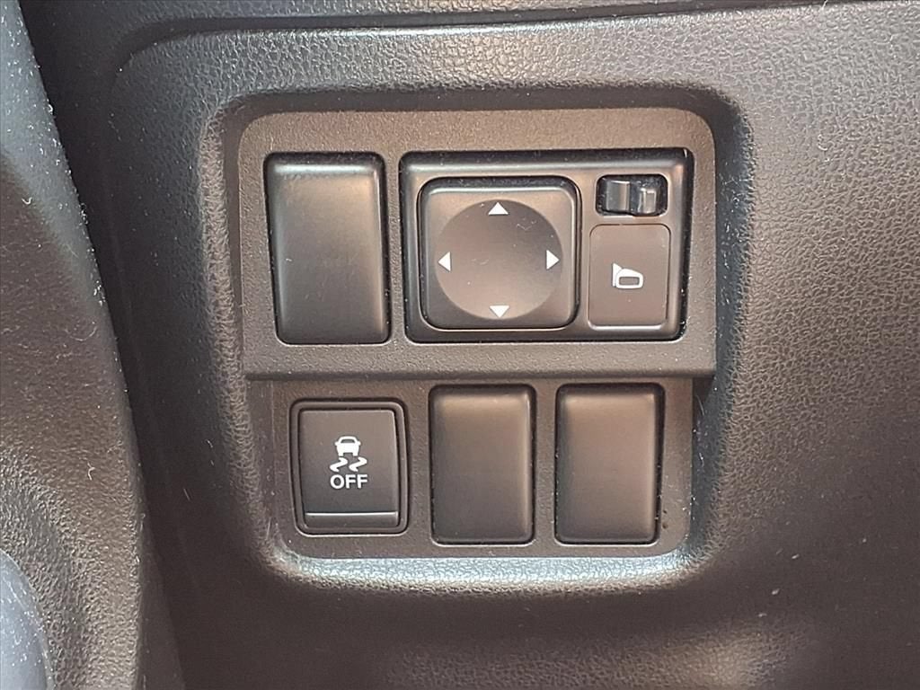 2015 Nissan JUKE SV