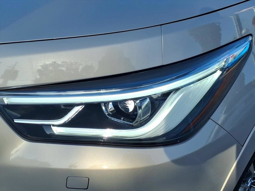 2021 INFINITI QX80 SENSORY