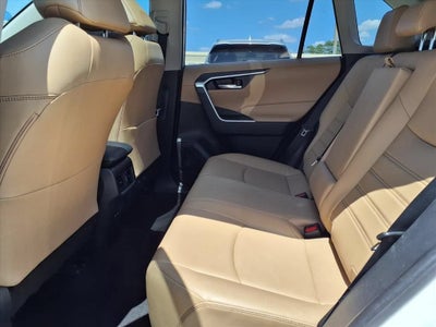 2020 Toyota RAV4 XLE Premium