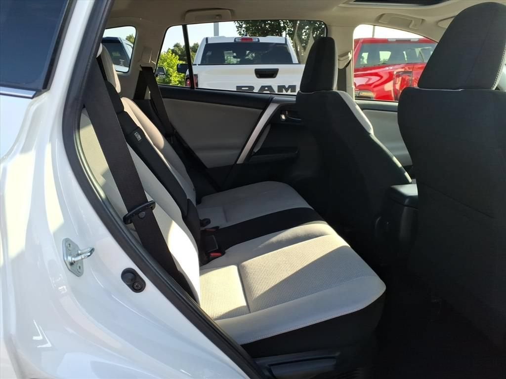 2018 Toyota RAV4 Hybrid XLE