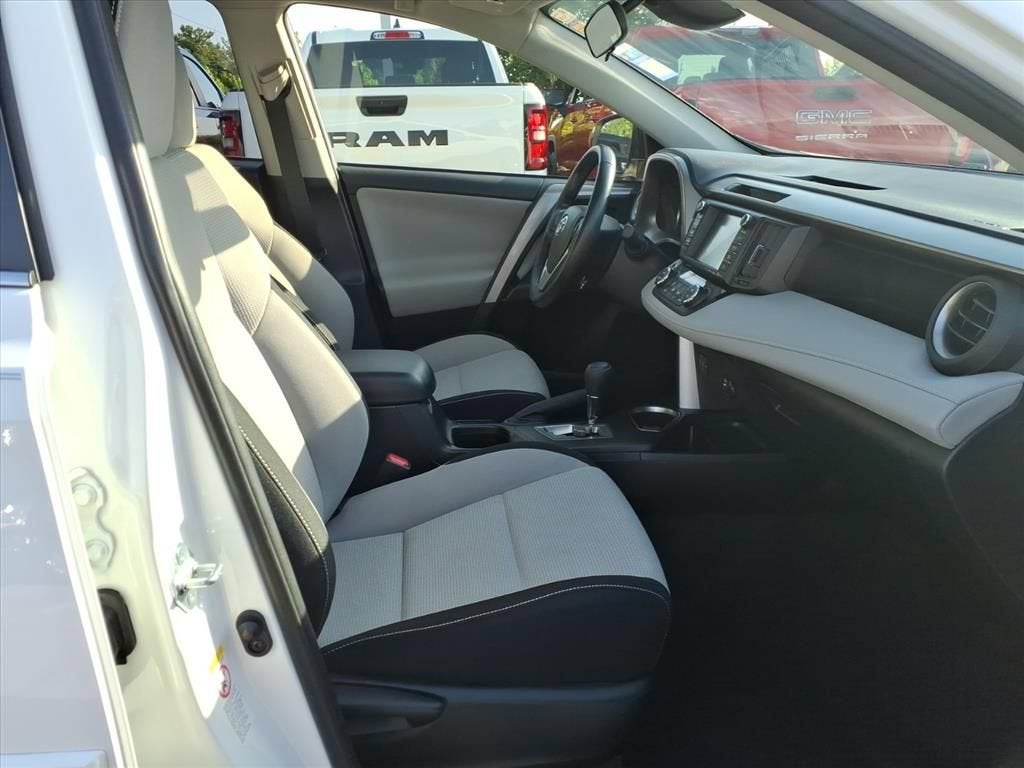 2018 Toyota RAV4 Hybrid XLE
