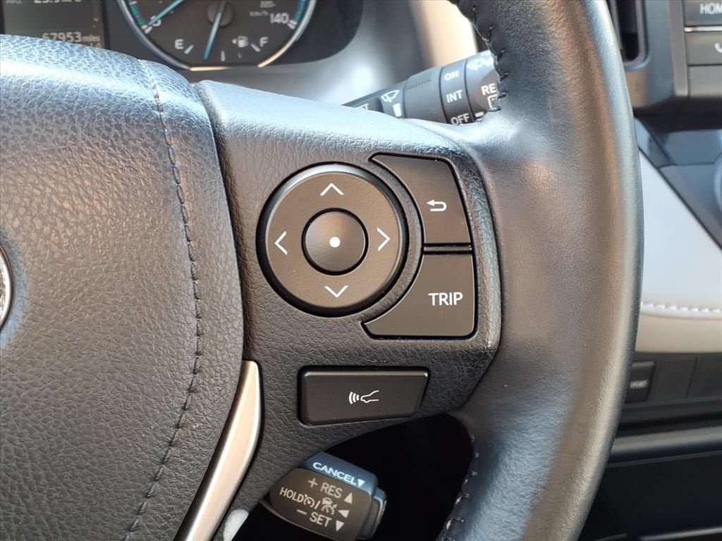 2018 Toyota RAV4 Hybrid XLE