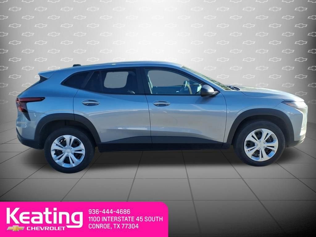 2025 Chevrolet Trax LS