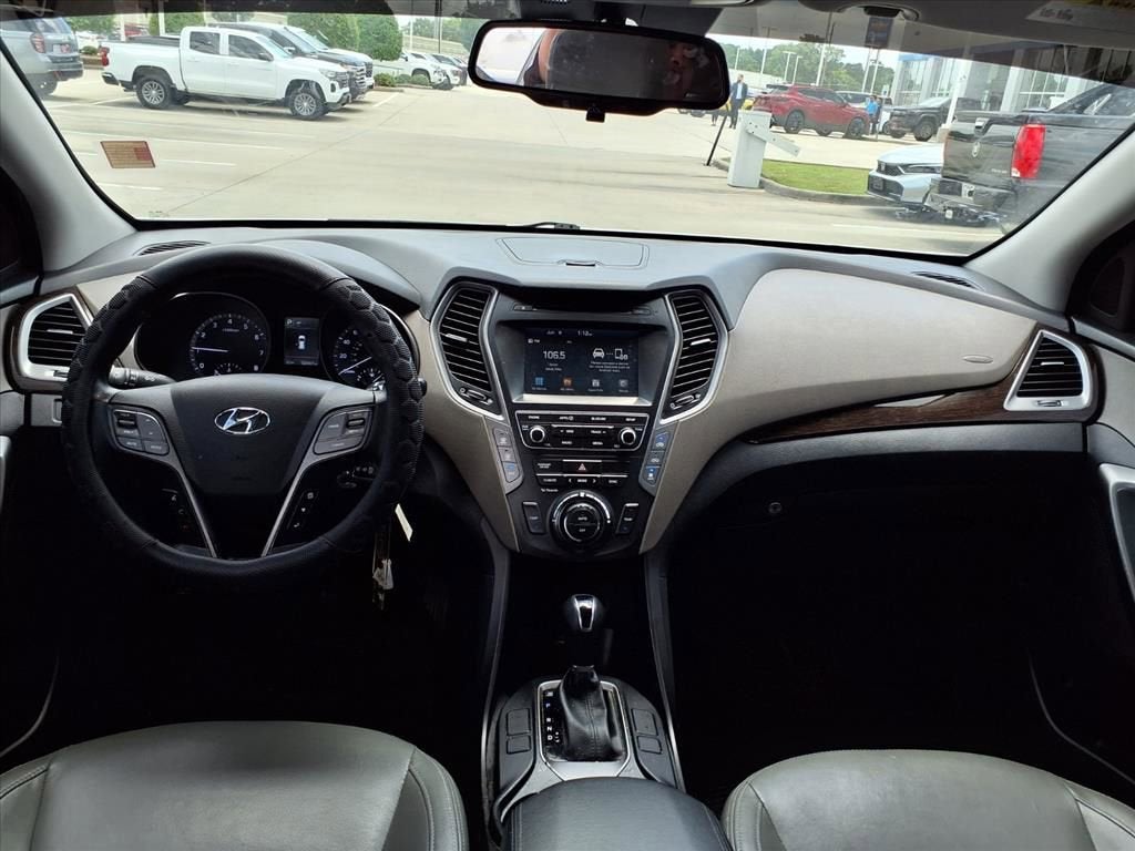 2017 Hyundai Santa Fe SE