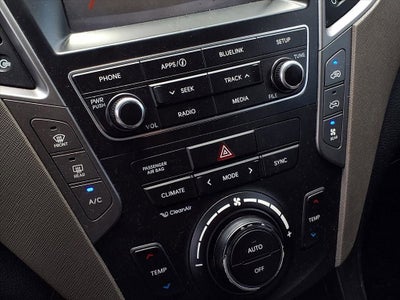 2017 Hyundai Santa Fe SE