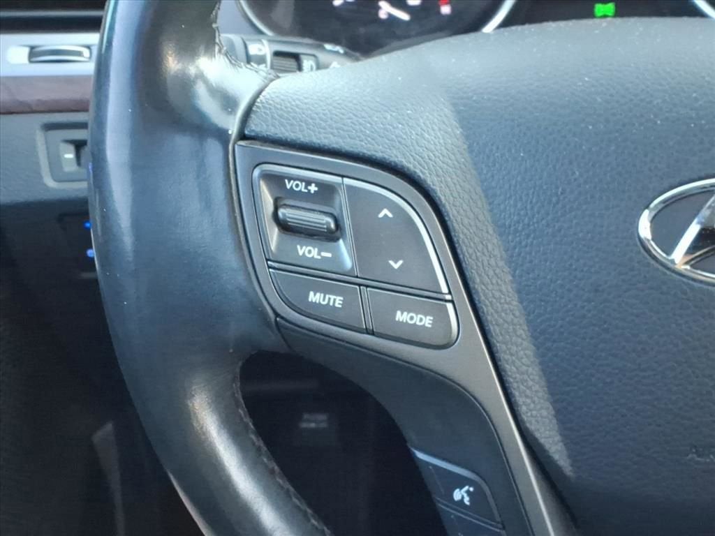 2017 Hyundai Santa Fe SE Ultimate