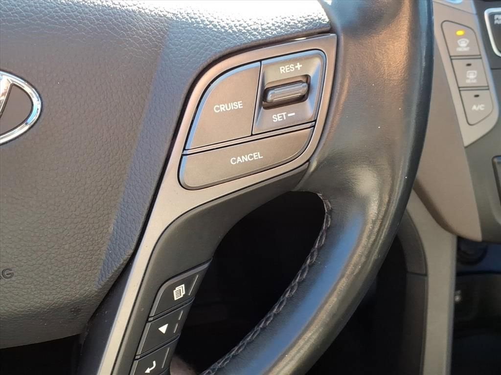 2017 Hyundai Santa Fe SE Ultimate