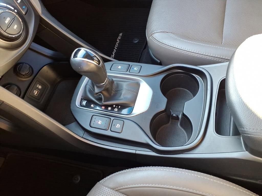 2017 Hyundai Santa Fe SE Ultimate