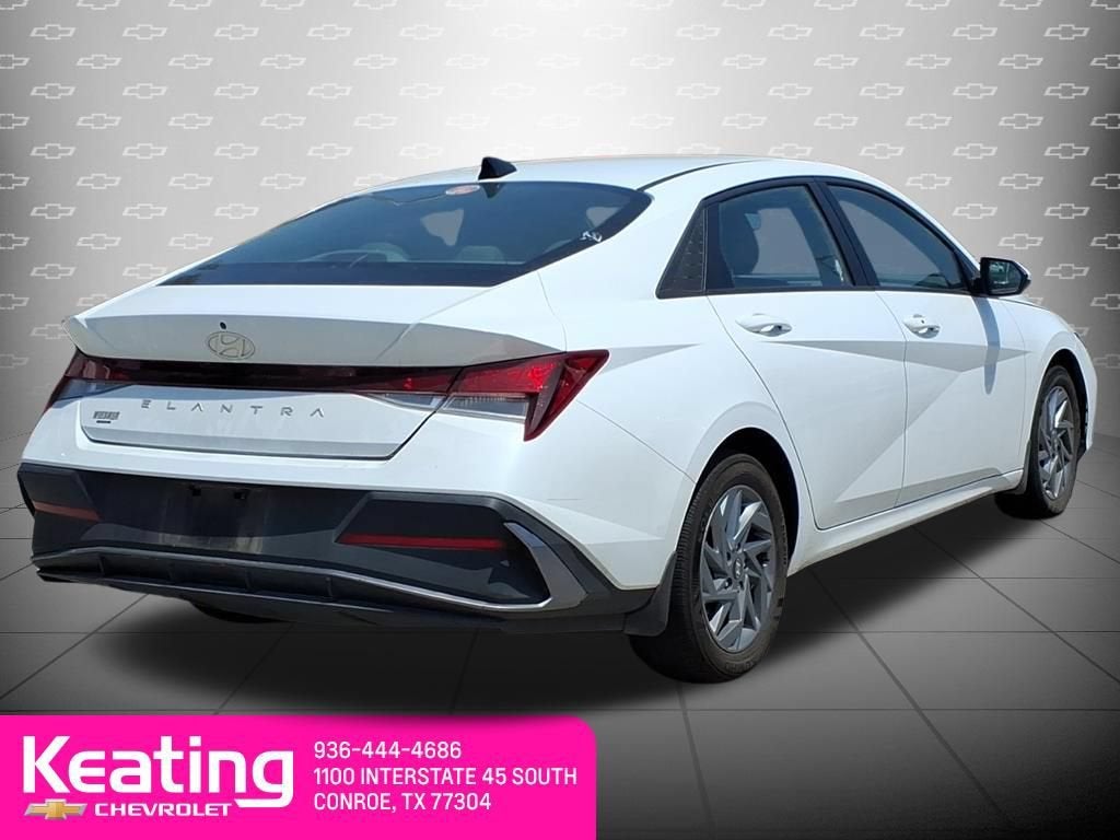 2024 Hyundai Elantra SEL