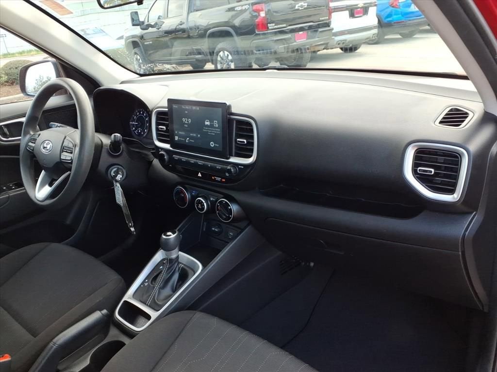 2021 Hyundai Venue SE