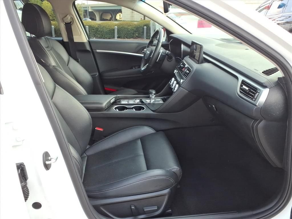 2022 Genesis G70 2.0T RWD