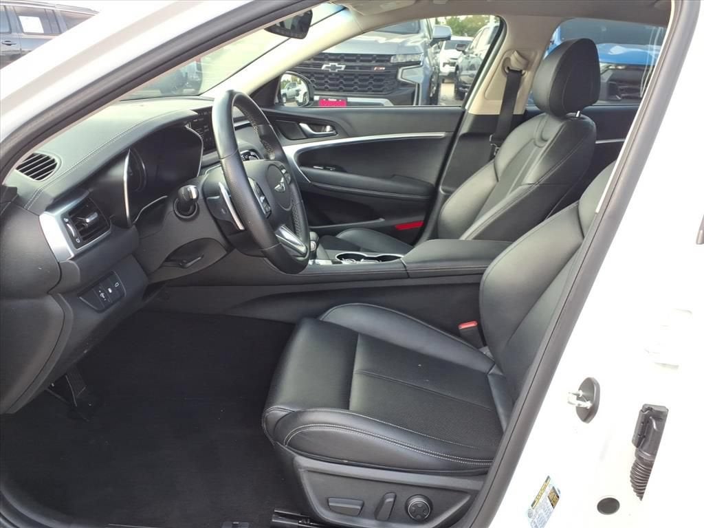 2022 Genesis G70 2.0T RWD