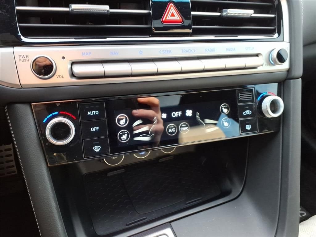 2024 Genesis G70 3.3T Sport Advanced