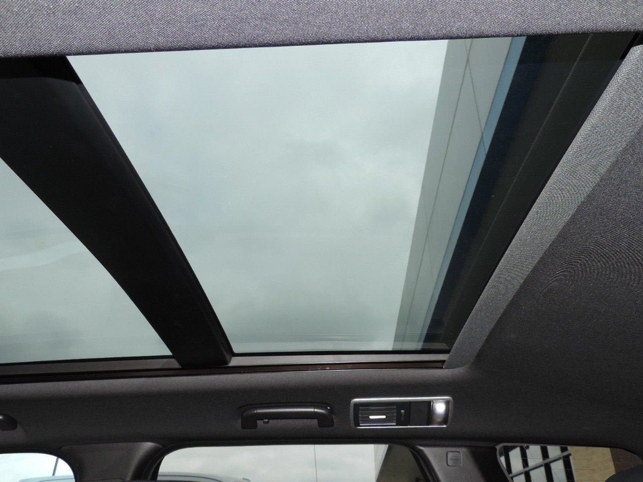 2021 Land Rover Range Rover Sport HSE Silver Edition
