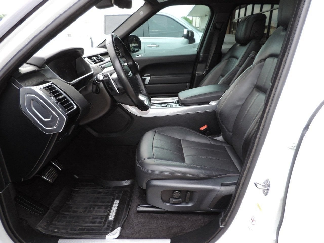 2021 Land Rover Range Rover Sport HSE Silver Edition