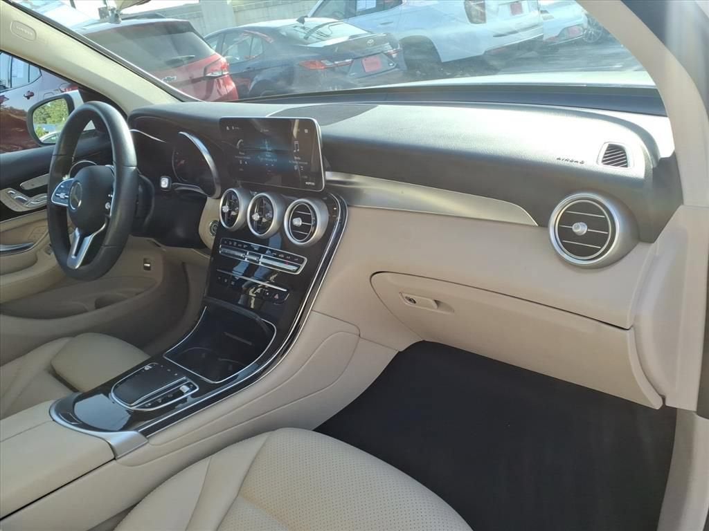 2021 Mercedes-Benz GLC 300 SUV