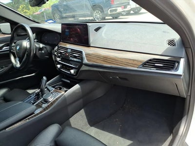 2021 BMW 530i 530i