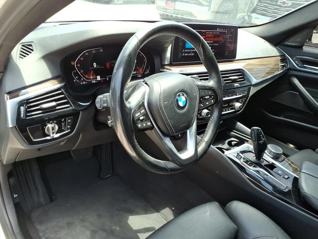 2021 BMW 530i 530i