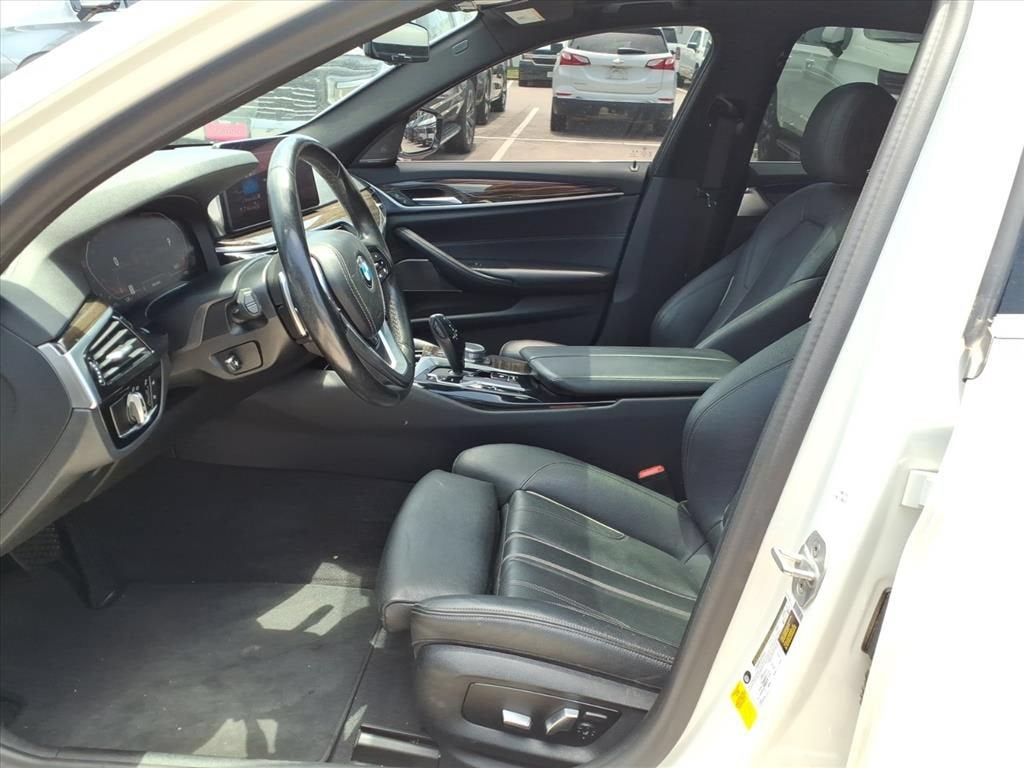 2021 BMW 530i 530i
