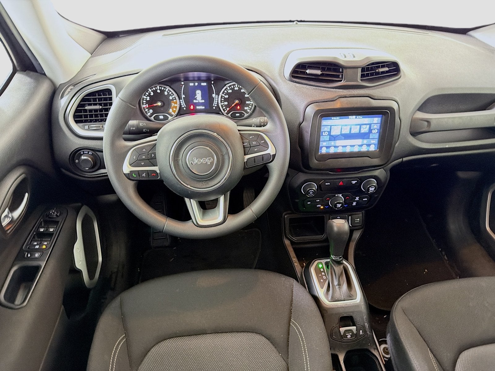 2020 Jeep Renegade Jeepster FWD